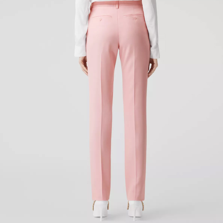 Shop (W) Pantalones rectos con pliegues y cremallera Burberry en rosa concha. 80630841