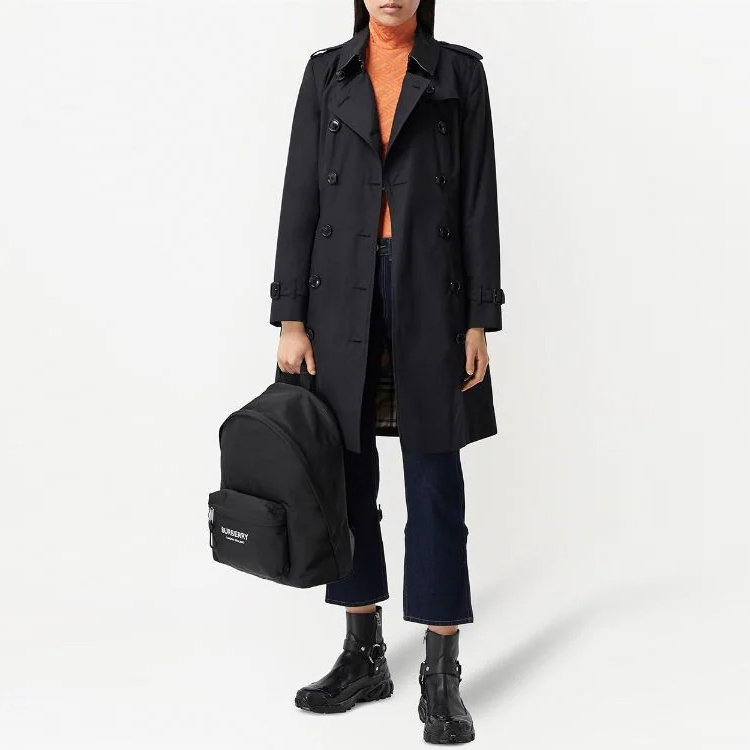 Lookbook (W) 博柏利 2022春夏黑色双排扣长款风衣 80457771