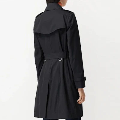 (W) 博柏利 2022春夏黑色双排扣长款风衣 80457771 Shop (W) 博柏利 2022春夏黑色双排扣长款风衣 80457771
