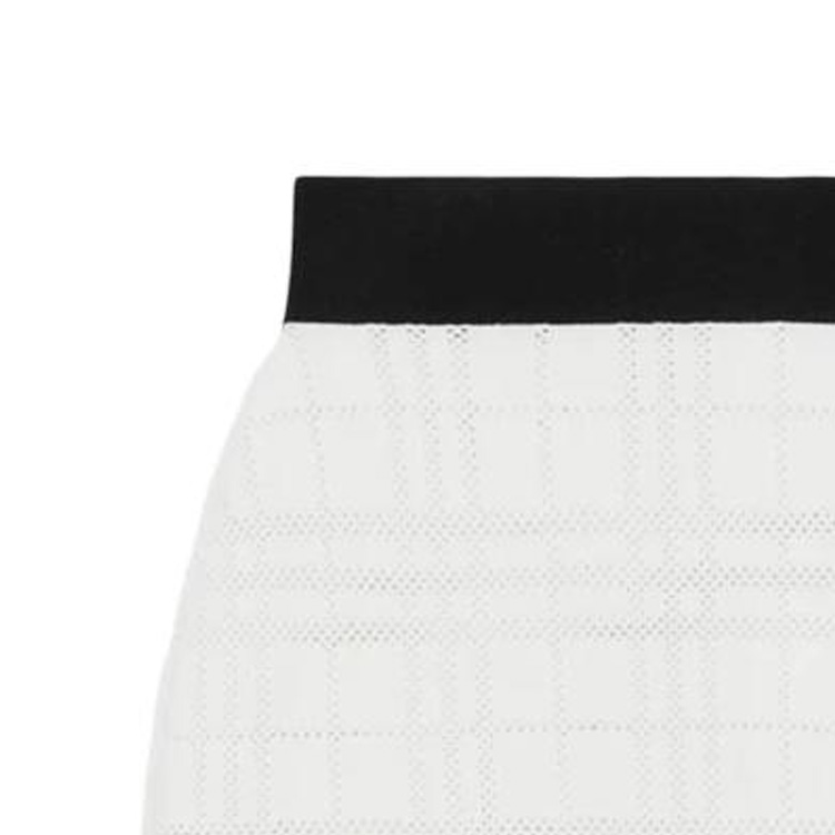 Lookbook (Women) Burberry  SS23 White Colorblock Plaid Belted Mini Skirt. 80703361