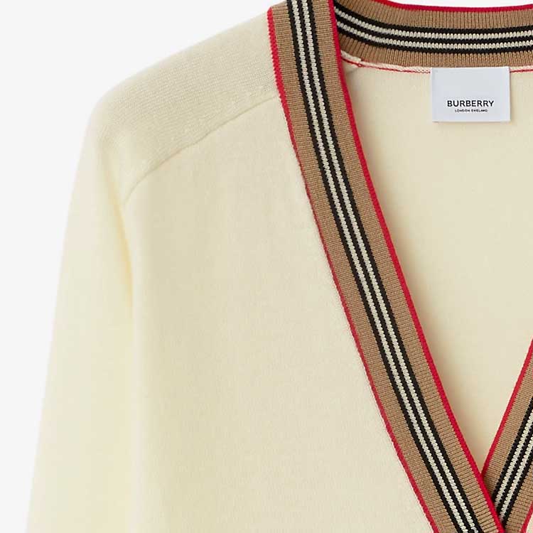 Shop (W) 博柏利条纹V领扣针织开衫象牙白. 80843261