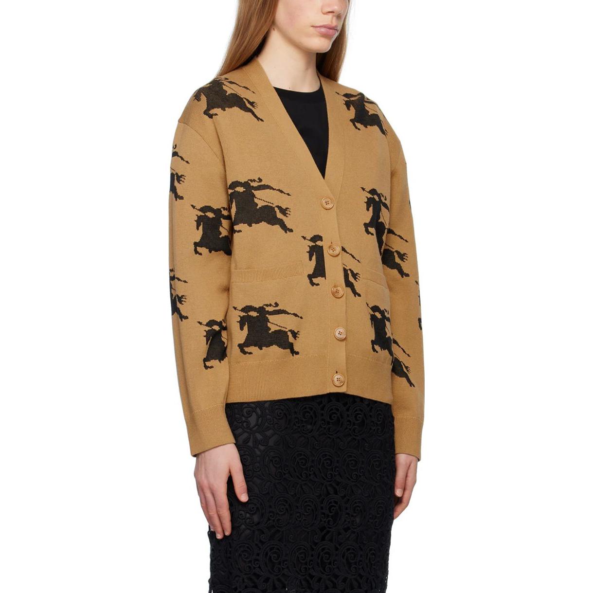 Lookbook (W) Burberry 印花V領紐扣針織毛衣 - 駝色 80703281