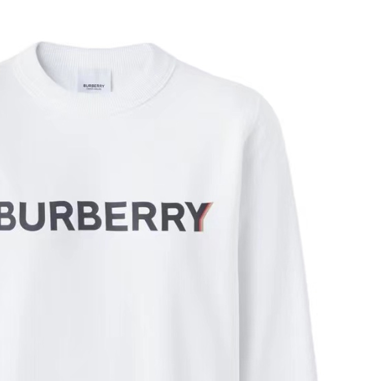 Shop (W) バーバリー ホワイト レタープリント 長袖 クルーネックスウェットシャツ. 80526601