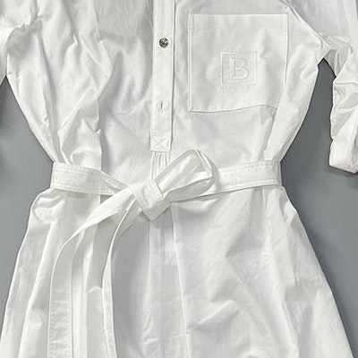 (Women) Burberry White Logo Print Loose Mid-Length Short Sleeve Dress. 80529341 Purchase (Women) Burberry White Logo Print Loose Mid-Length Short Sleeve Dress. 80529341