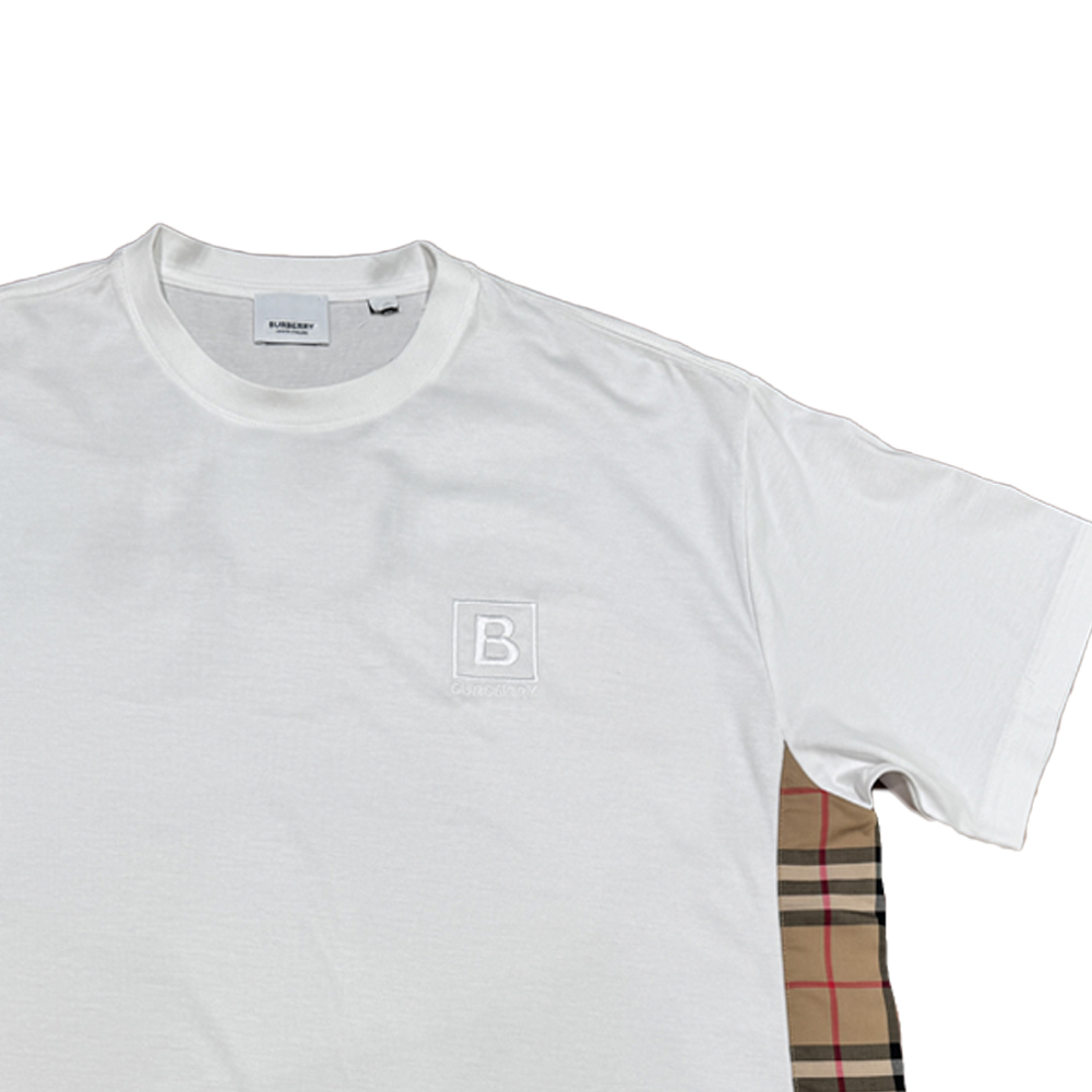 Sizing (Women) Burberry  White T-Shirt with Embroidered Lettering & Check Print. 80808561