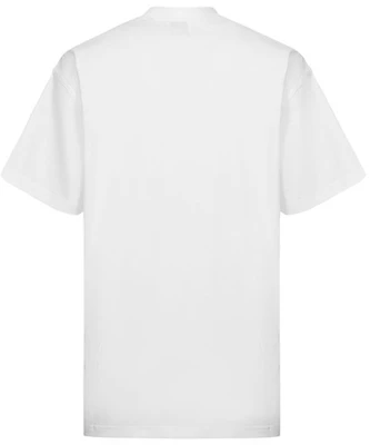 (W) Camiseta Blanca Burberry Angel Letter Print Oversize. 80246181 Lookbook (W) Camiseta Blanca Burberry Angel Letter Print Oversize. 80246181