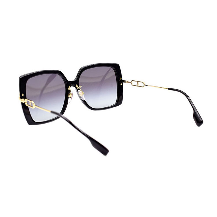(Women) BURBERRY B. Monogram Modern Square Holiday Travel Sunglasses Black . B4332-F 3001/8G-57 圖 4