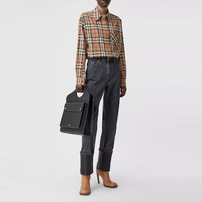 (W) バーバリー バーチチェック コットンツイル オーバーサイズ 長袖シャツ 80373051 Shop (W) バーバリー バーチチェック コットンツイル オーバーサイズ 長袖シャツ 80373051