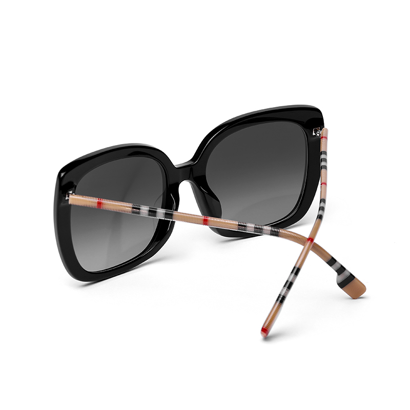 Purchase (W) Burberry 經典格紋黑色方框太陽眼鏡。 B4323-F 3853/8G