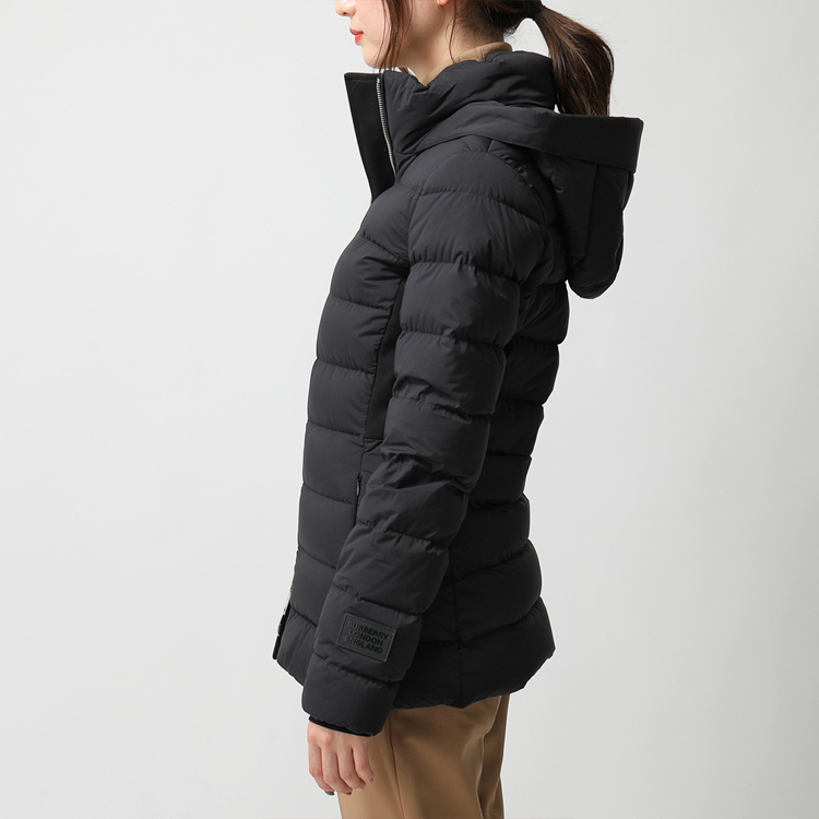 Sizing (W) Burberry 黑色連帽素色羽絨外套 80185581