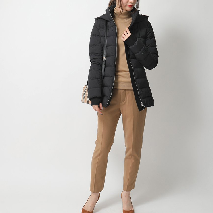 Cheap (W) Burberry 黑色連帽素色羽絨外套 80185581