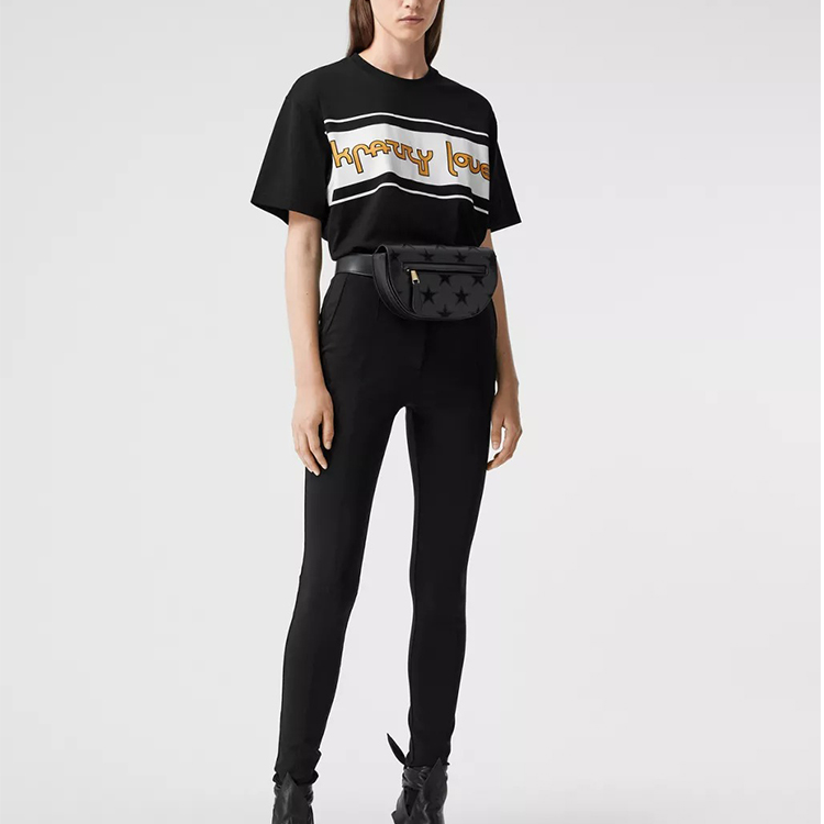 (Women) Burberry Black Slogan Print Oversized Cotton T-Shirt 80360401 圖 5
