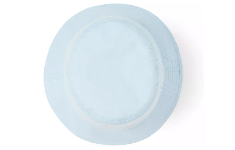 Lookbook (W) Burberry 藍色漁夫帽搭配動物刺繡 8032233-A1397