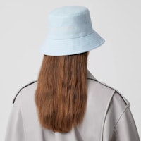 (W) Topi Nelayan Biru Burberry dengan Bordir Motif Hewan 8032233-A1397 Details for (W) Topi Nelayan Biru Burberry dengan Bordir Motif Hewan 8032233-A1397