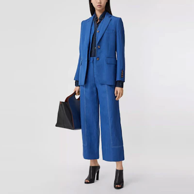 (Women) Burberry Blue Stretch Long Sleeve Shirt with Point Collar 45678361 Lookbook (Women) Burberry Blue Stretch Long Sleeve Shirt with Point Collar 45678361