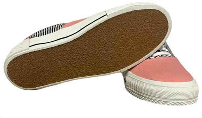 (W) バーバリー キャンバス ピンク ローカットスニーカー
```Burberry canvas pink low-cut sneakers``` 80313621 Purchase (W) バーバリー キャンバス ピンク ローカットスニーカー
```Burberry canvas pink low-cut sneakers``` 80313621