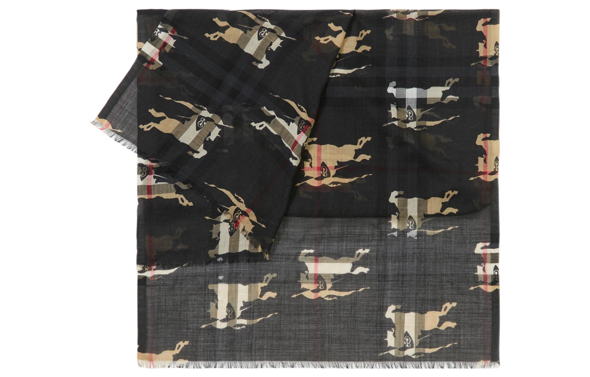 (Women) Burberry Check Patch Equestrian Knight Logo Wool Scarf Women Black. 80710461 圖 4