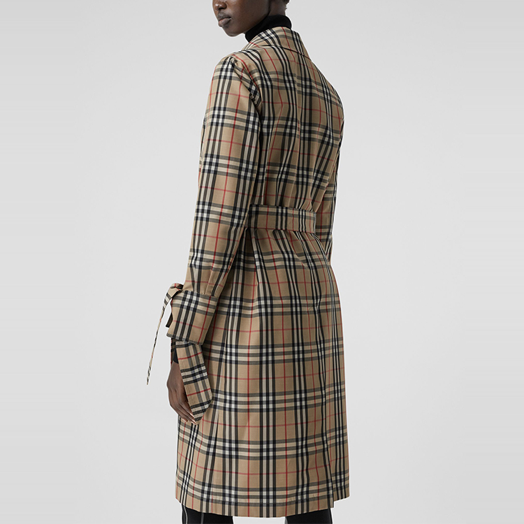 Purchase (W) Abrigo Casual Amarillo de Burberry con Estampado de Cuadros y Corte Clásico. 80322211