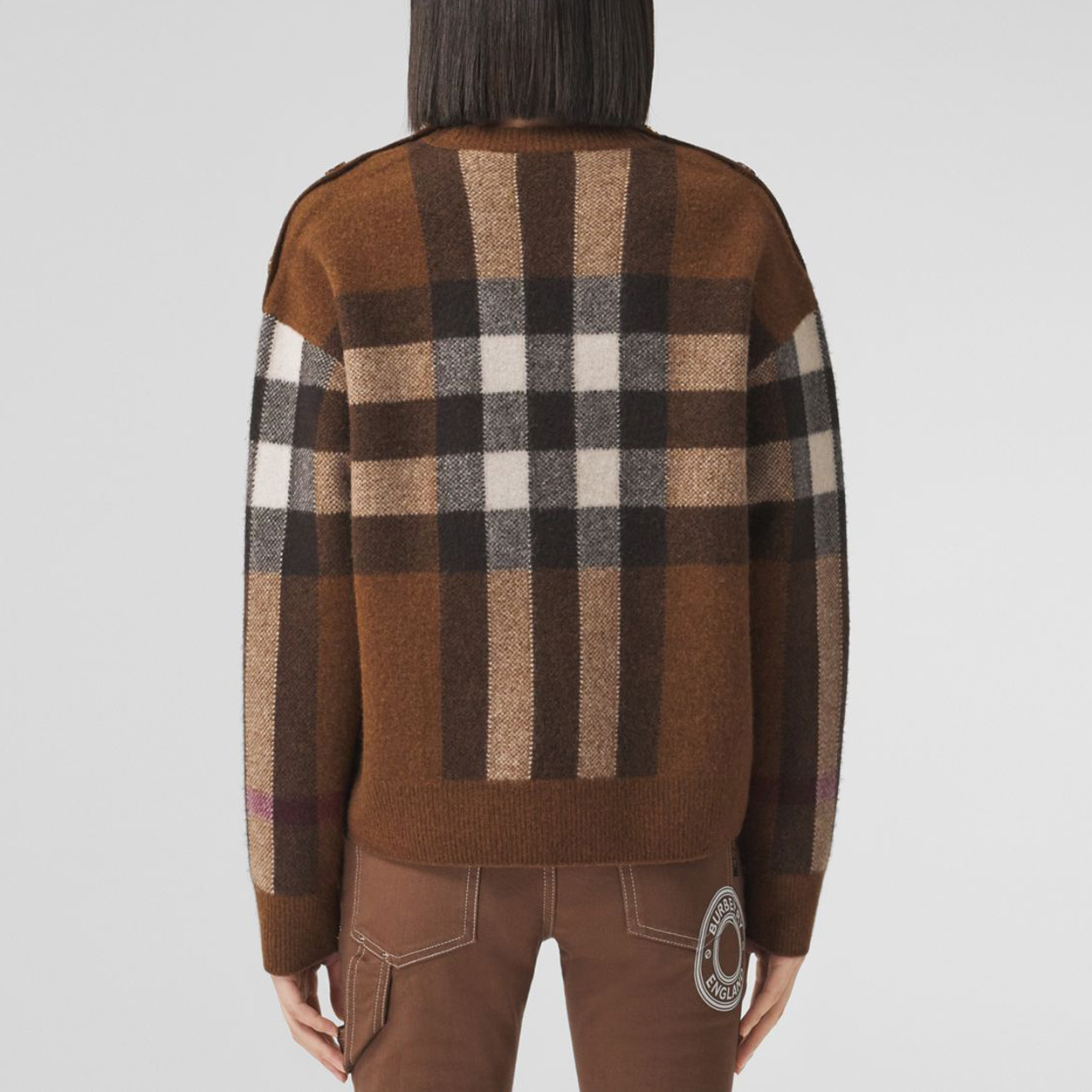 (Women) Burberry Check Wool-Blend Crewneck Sweater in Dark Birch Brown. 80484441 圖 4