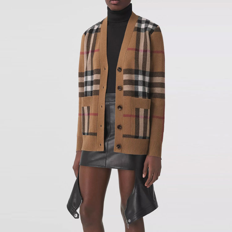 Shop (W) 博柏利格纹羊毛混纺提花针织衫桦褐色. 80433721