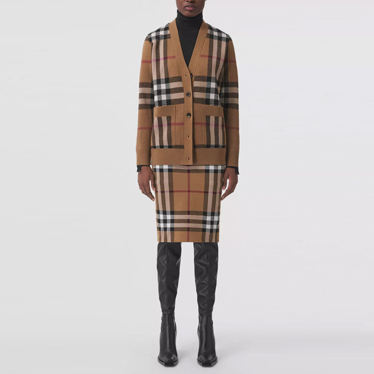 Sizing (W) 博柏利格纹羊毛混纺提花针织衫桦褐色. 80433721