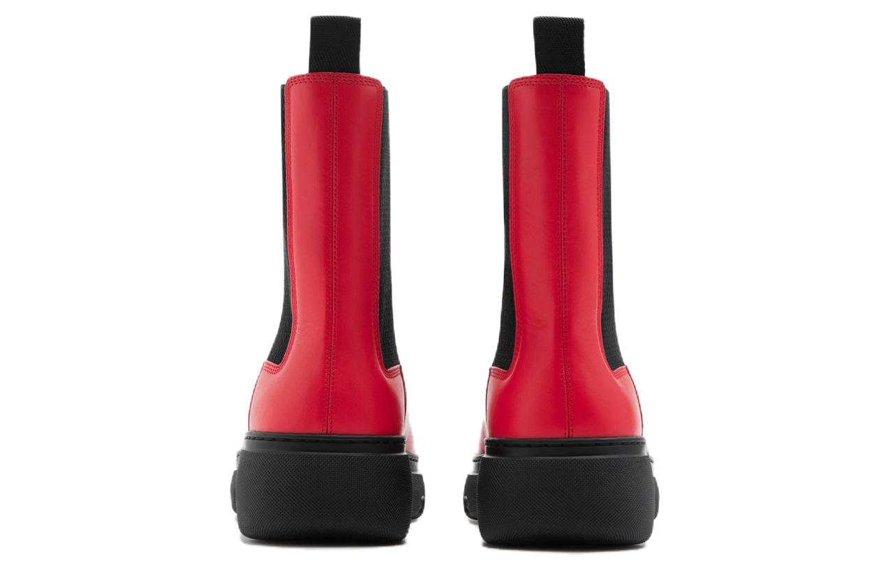 Shop 博柏利小牛皮舒適休閒短中筒切爾西靴女款紅色