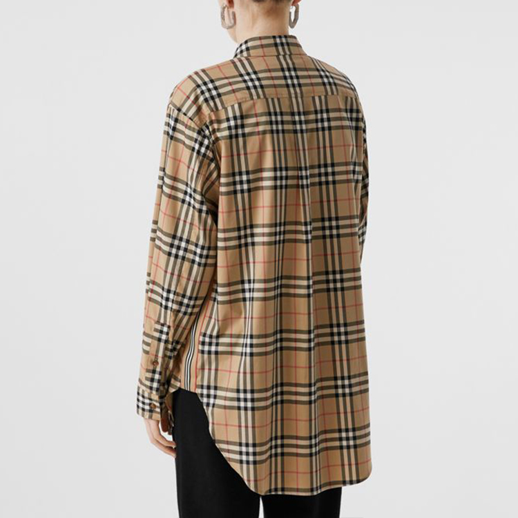 Purchase (W) Burberry Kemeja Lengan Panjang Loose Fit Motif Kotak Klasik Beige 80222851