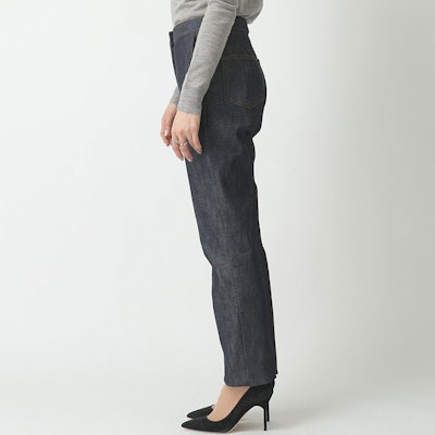 (Women) Burberry Denim Blue Cotton Jeans with Back Pocket Logo Patch. 45609271 Purchase (Women) Burberry Denim Blue Cotton Jeans with Back Pocket Logo Patch. 45609271