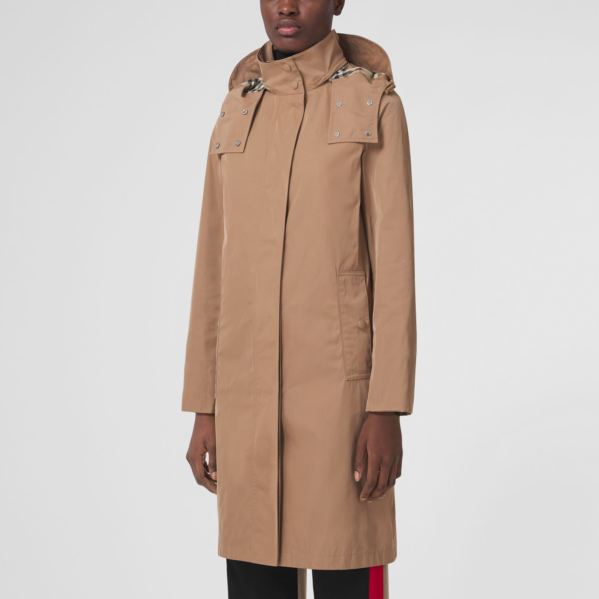 (Women) Burberry Detachable Hood Mid-Length Trench Coat Camel Color 80482651 圖 6