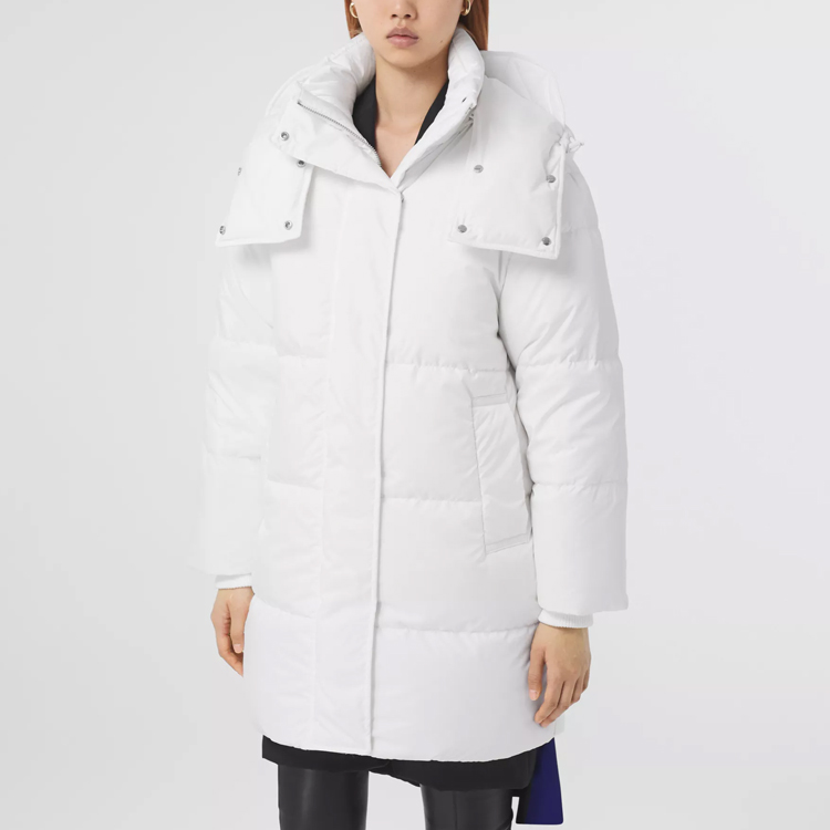 (Women) Burberry Detachable Hooded Down Jacket in Light White. 80485051 圖 4