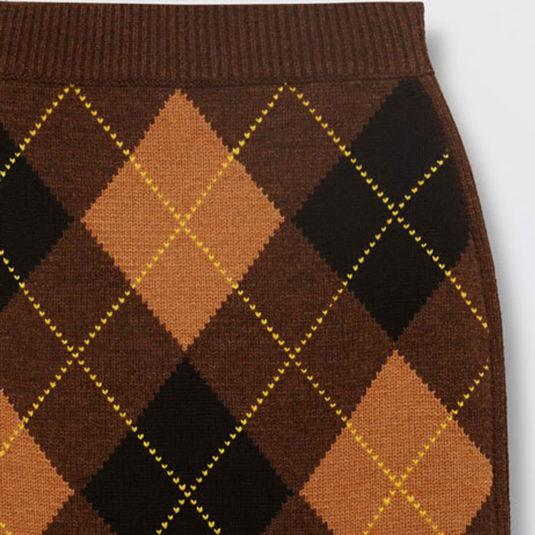 Sizing (W) Burberry Gaun Kasual Panjang Tenun Berlian Berwarna-Warni 80372421