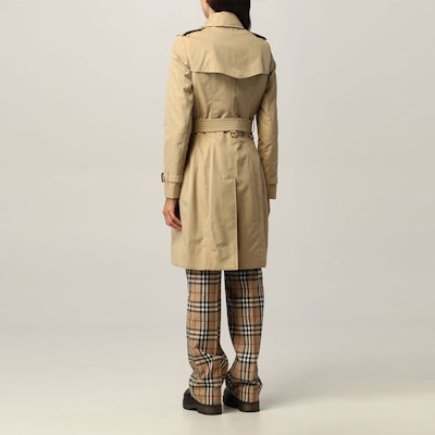 (W) Burberry Trench Coat Double-Breasted Lengan Panjang Beige. 80457761 Sizing (W) Burberry Trench Coat Double-Breasted Lengan Panjang Beige. 80457761