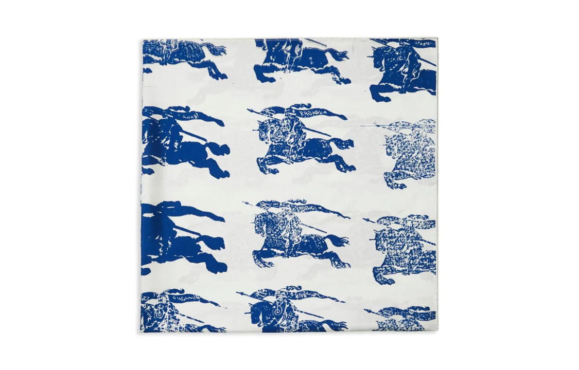 (Women) Burberry Equestrian Knight Pattern Silk Scarf  White 8083074 圖 3