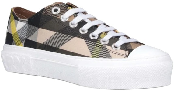 (W) Sneakers Burberry Motif Kotak dalam Gandum 80642811 Lookbook (W) Sneakers Burberry Motif Kotak dalam Gandum 80642811