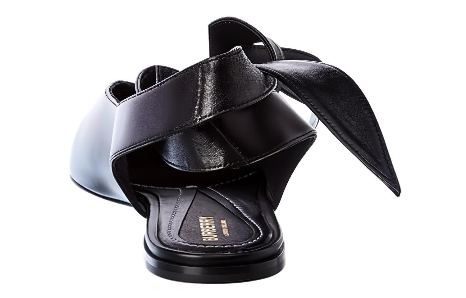 Shop (Women) Burberry Flat Leather Sneaker 'Black Fashion' 8035213