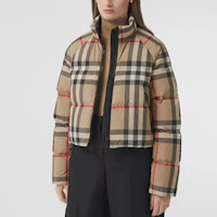 Purchase (W) Burberry FW21 Jaket Puff Beige Check dengan Kolar Berdiri. 80459551