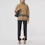 Lookbook (W) バーバリー FW21 カシミア タートルネック セーター キャメル ストライプ デザイン 80450341
