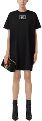 (W) 博柏利FW22 黑色徽标补丁短袖连衣裙。 80650201 Shop (W) 博柏利FW22 黑色徽标补丁短袖连衣裙。 80650201