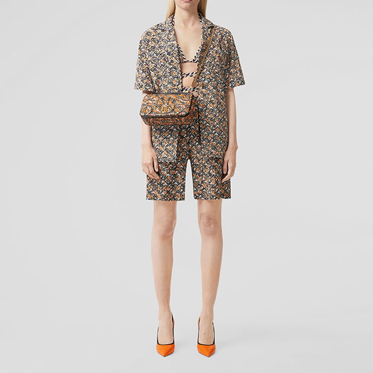 (Women) Burberry FW22 Monogram Print Silk Casual Shorts  Brown. 80572001 圖 3