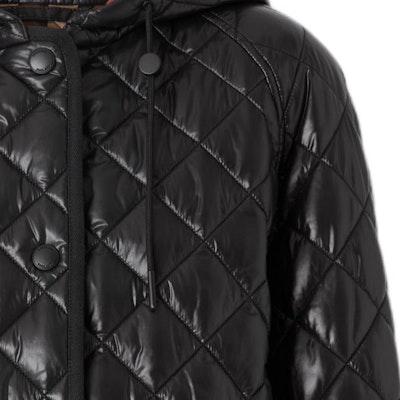 (Women) Burberry FW22 Quilted Reversible Hooded Jacket Black Outerwear 80633991 1