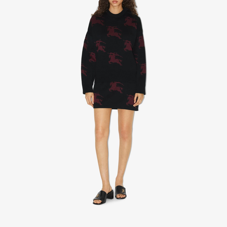 Lookbook (Women) Burberry FW23  Black Printed Crewneck Knit Long Sleeve Sweater 80718601