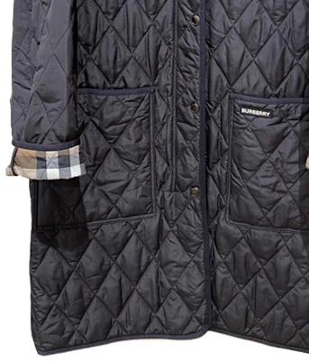 (W) Chaqueta con capucha a cuadros Burberry FW23 de algodón negro manga larga. 80842091 Lookbook (W) Chaqueta con capucha a cuadros Burberry FW23 de algodón negro manga larga. 80842091