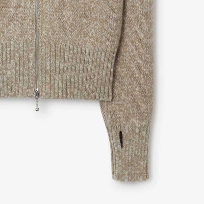 (W) Burberry FW23 Suéter Gris de Punto con Cierre y Diseño de Cuello. 80776891 Purchase (W) Burberry FW23 Suéter Gris de Punto con Cierre y Diseño de Cuello. 80776891