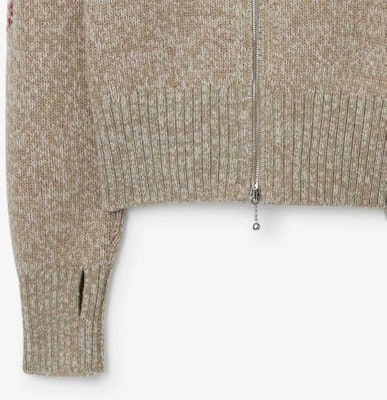 (W) Burberry FW23 Suéter Gris de Punto con Cierre y Diseño de Cuello. 80776891 Details for (W) Burberry FW23 Suéter Gris de Punto con Cierre y Diseño de Cuello. 80776891