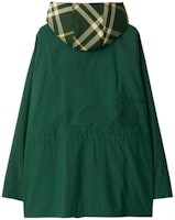 (W) Burberry FW23 Jaket Longgar Berhud Corak Kotak Hijau. 80838201 Lookbook (W) Burberry FW23 Jaket Longgar Berhud Corak Kotak Hijau. 80838201