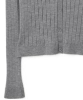 (W) Burberry FW23 Kelabu Kardigan Rajutan V-Leher Single-Breasted. 80808881 Purchase (W) Burberry FW23 Kelabu Kardigan Rajutan V-Leher Single-Breasted. 80808881