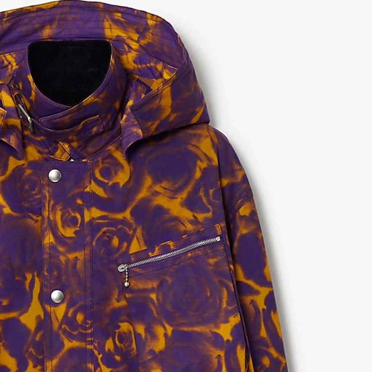 Shop (W) Burberry FW23 Jaket Hoodie dengan Motif Mawar Warna Kuning Autumn Pear. 80772791