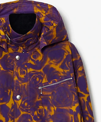 (W) Burberry FW23 Jaket Hoodie dengan Motif Mawar Warna Kuning Autumn Pear. 80772791 Shop (W) Burberry FW23 Jaket Hoodie dengan Motif Mawar Warna Kuning Autumn Pear. 80772791