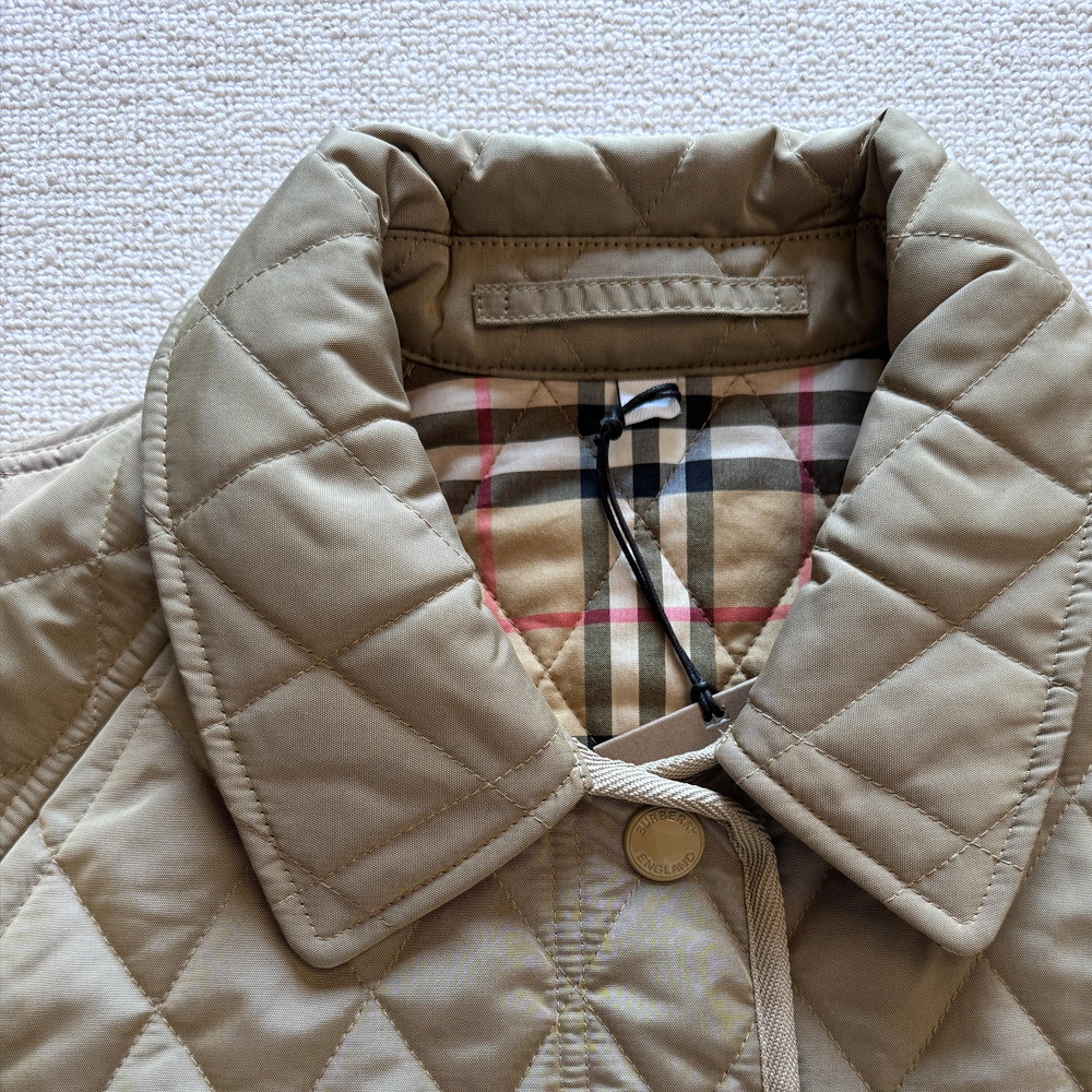 Shop (W) Burberry 2023秋冬菱格紋棉質長袖夾克卡其色外套 80734171