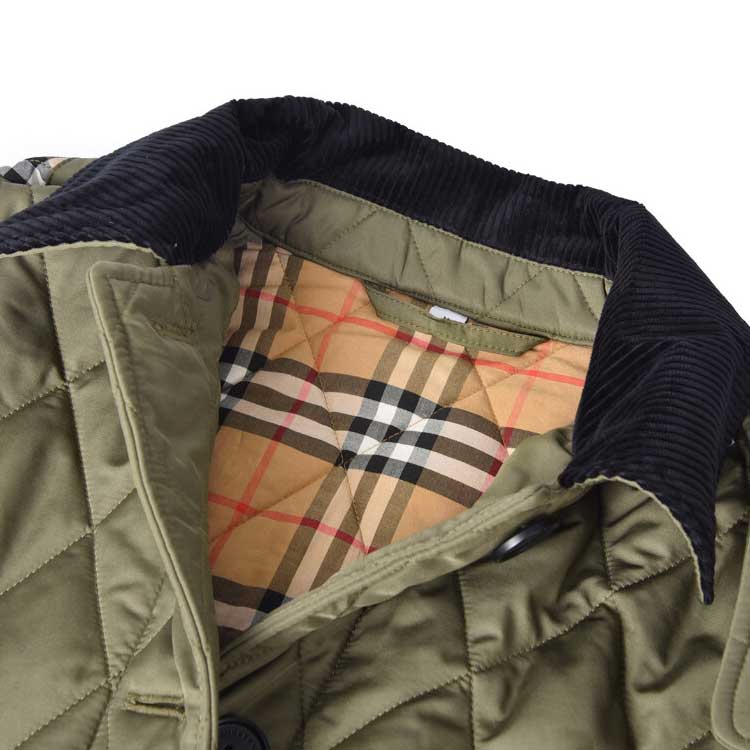 Sizing (W) Burberry FW23 Coat Quilted Single-Breasted Hijau Militer. 80712351